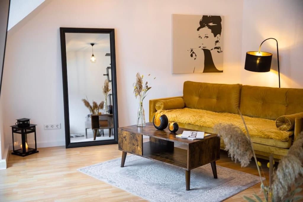 Ruhig Und Zentral. Einzigartig Im Suedviertel Apartment